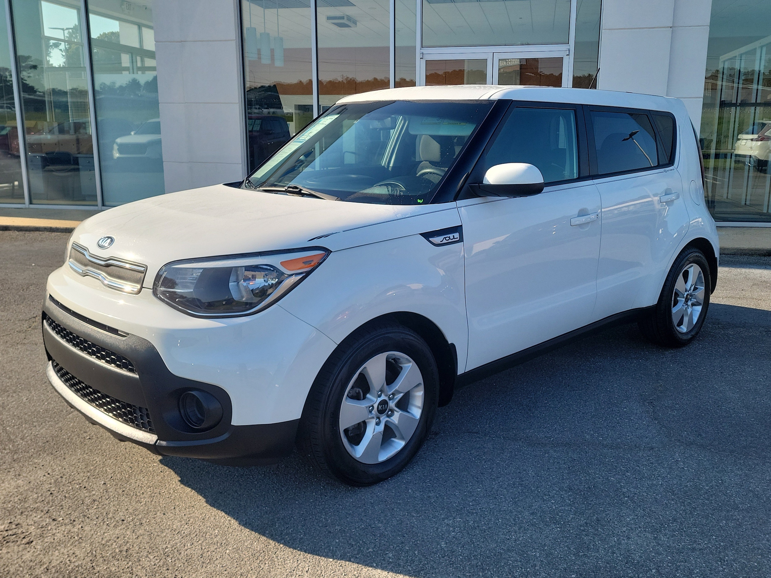 Used 2019 Kia Soul Base with VIN KNDJN2A2XK7915062 for sale in Macon, GA