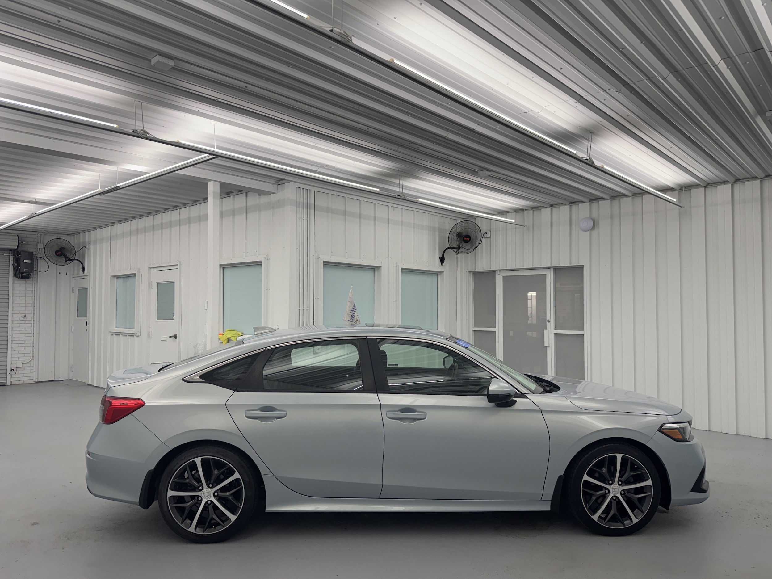 2022 Honda Civic Touring - Photo 7