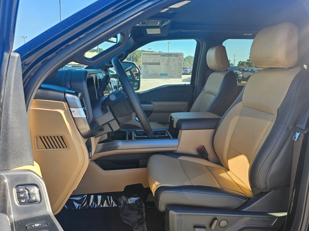 New 2026 Ford F-350SD Lariat Truck