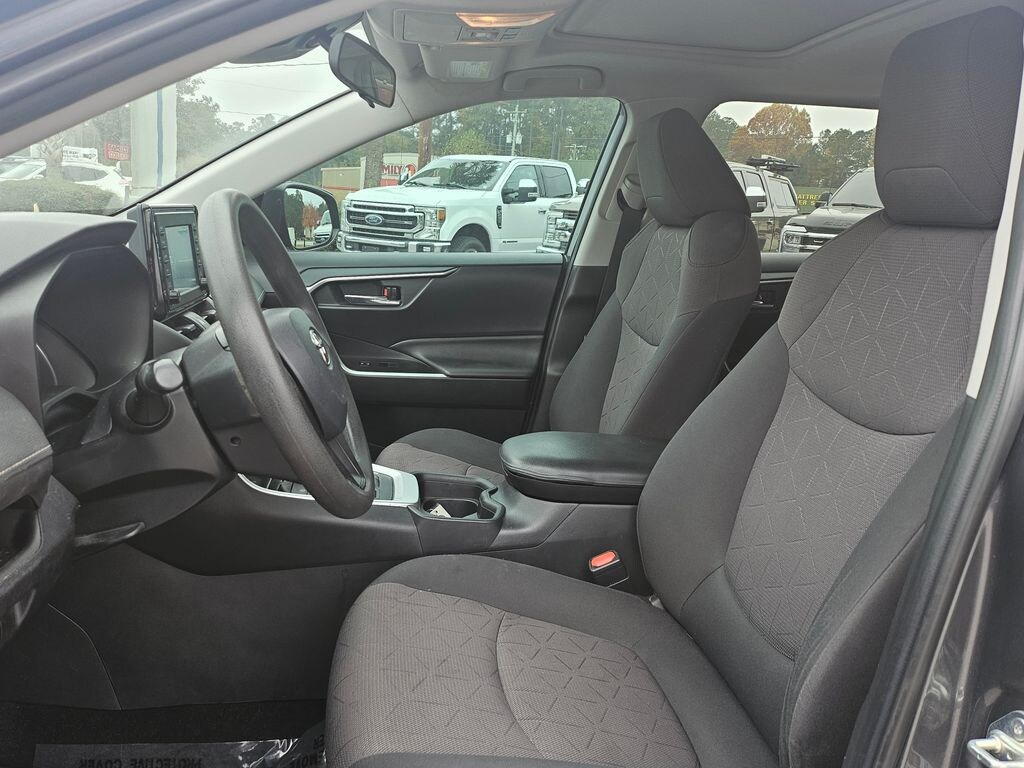 Used 2019 Toyota RAV4 XLE SUV