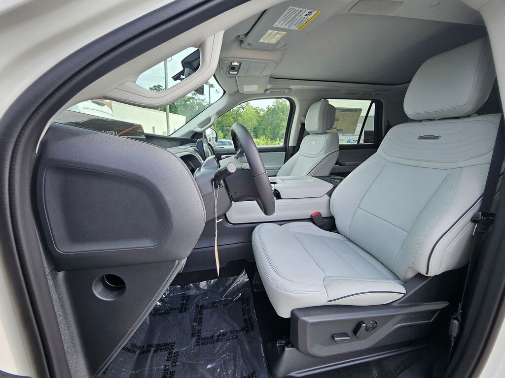 New 2026 Ford Expedition Platinum SUV