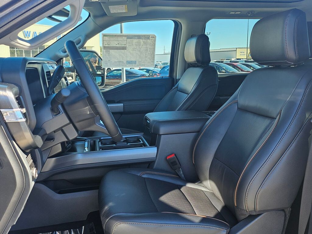 New 2026 Ford F-350SD Lariat Truck