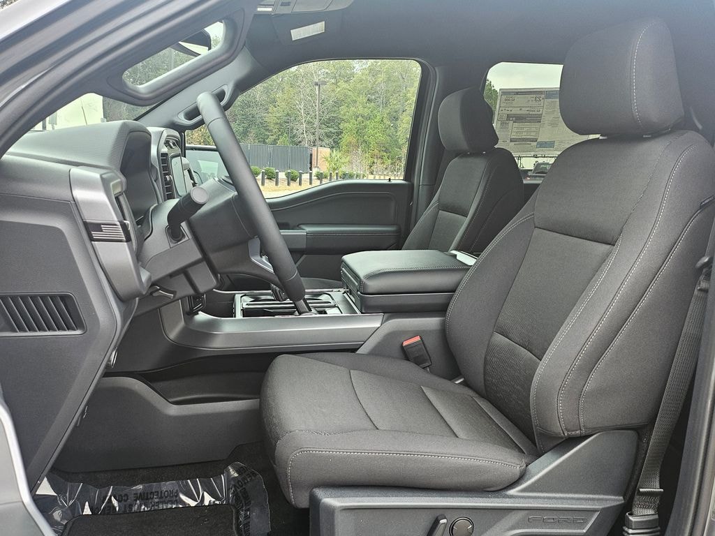 New 2025 Ford F-150 XLT Truck