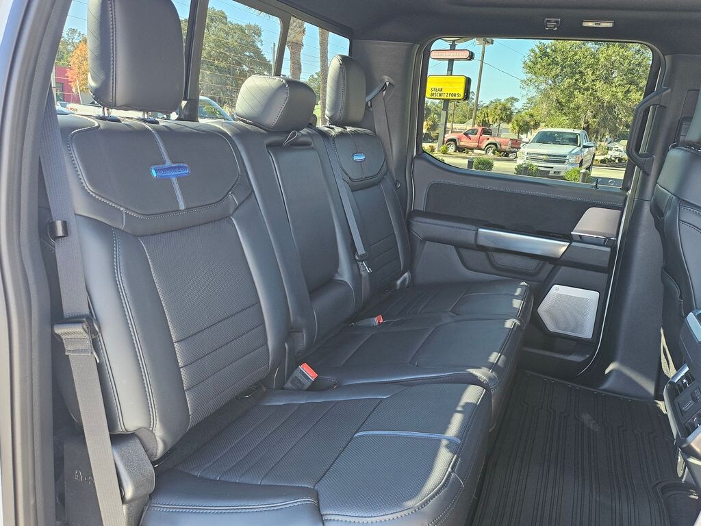 New 2025 Ford F-150 Platinum Truck