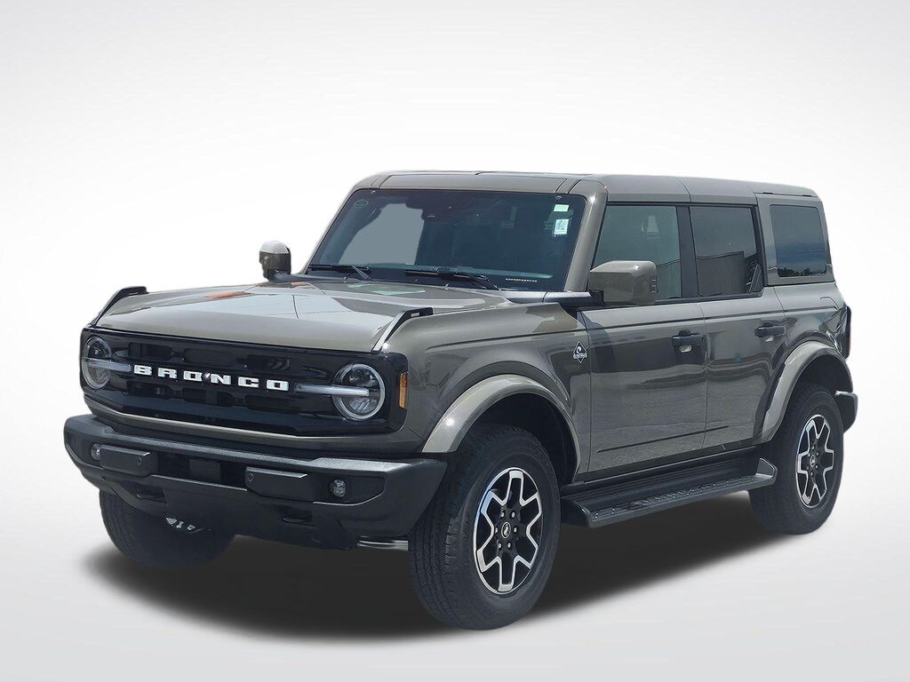 New 2026 Ford Bronco Outer Banks SUV