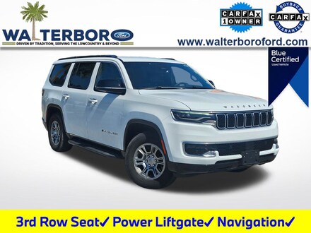 2023 Jeep Wagoneer Base SUV