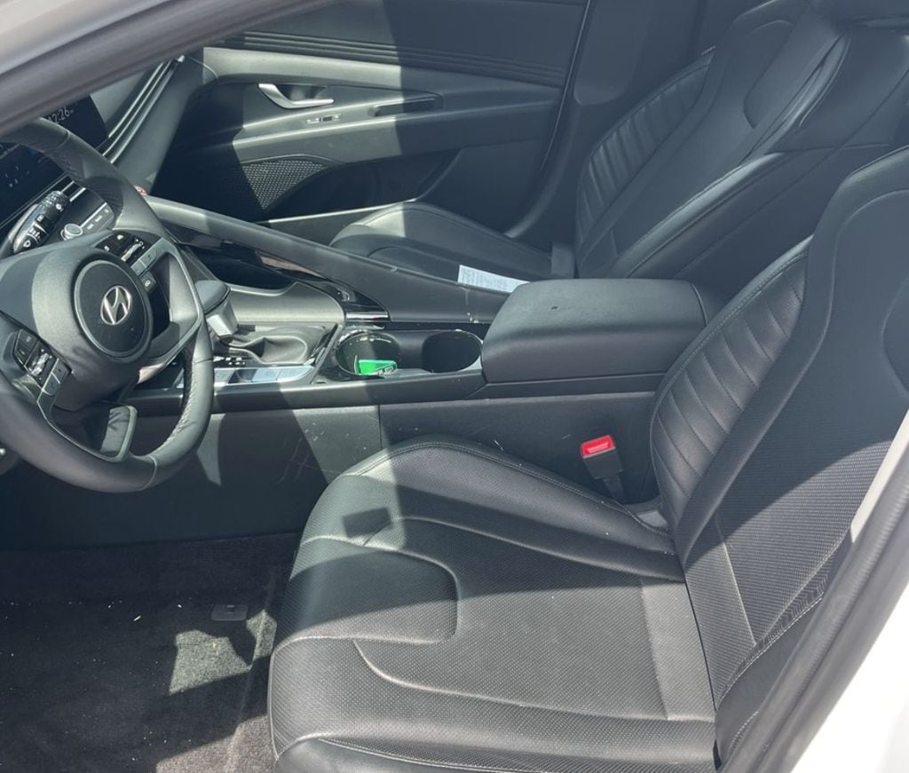Certified 2024 Hyundai Elantra Limited Sedan