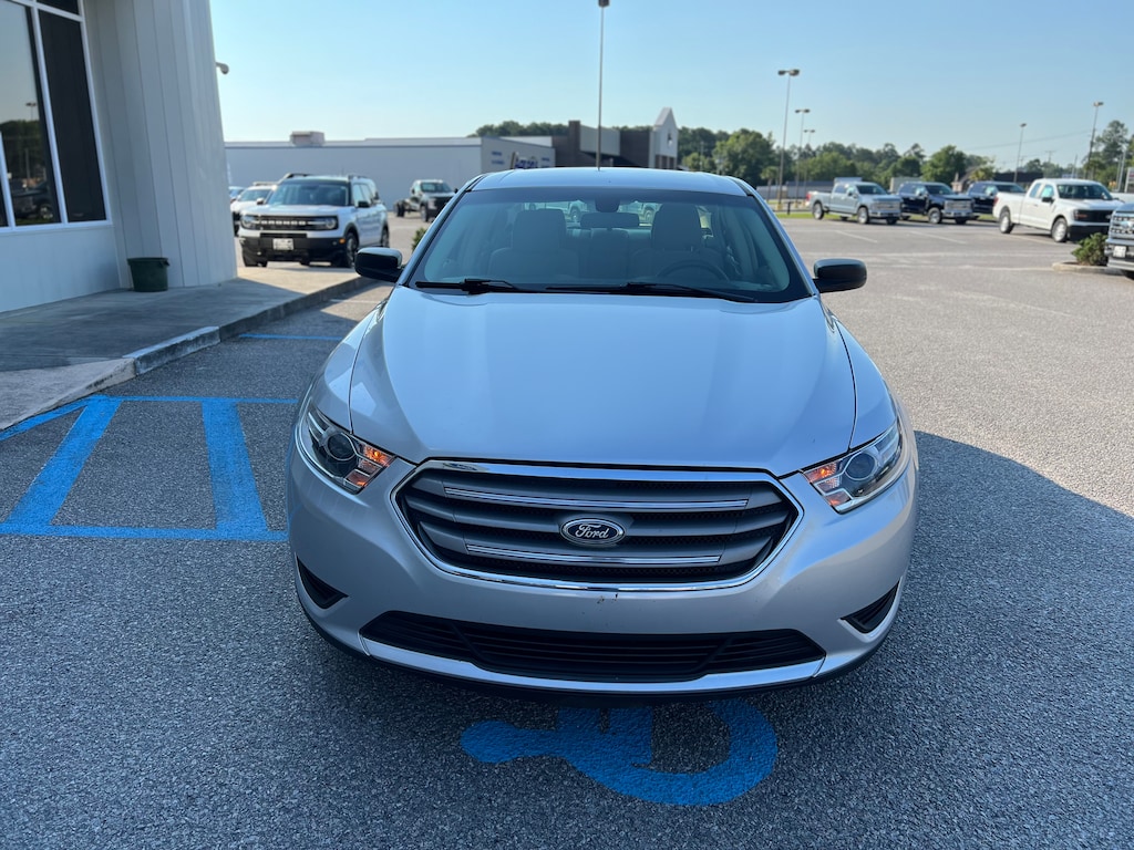 Used 2018 Ford Taurus For Sale at Walterboro Ford VIN 1FAHP2D89JG127063