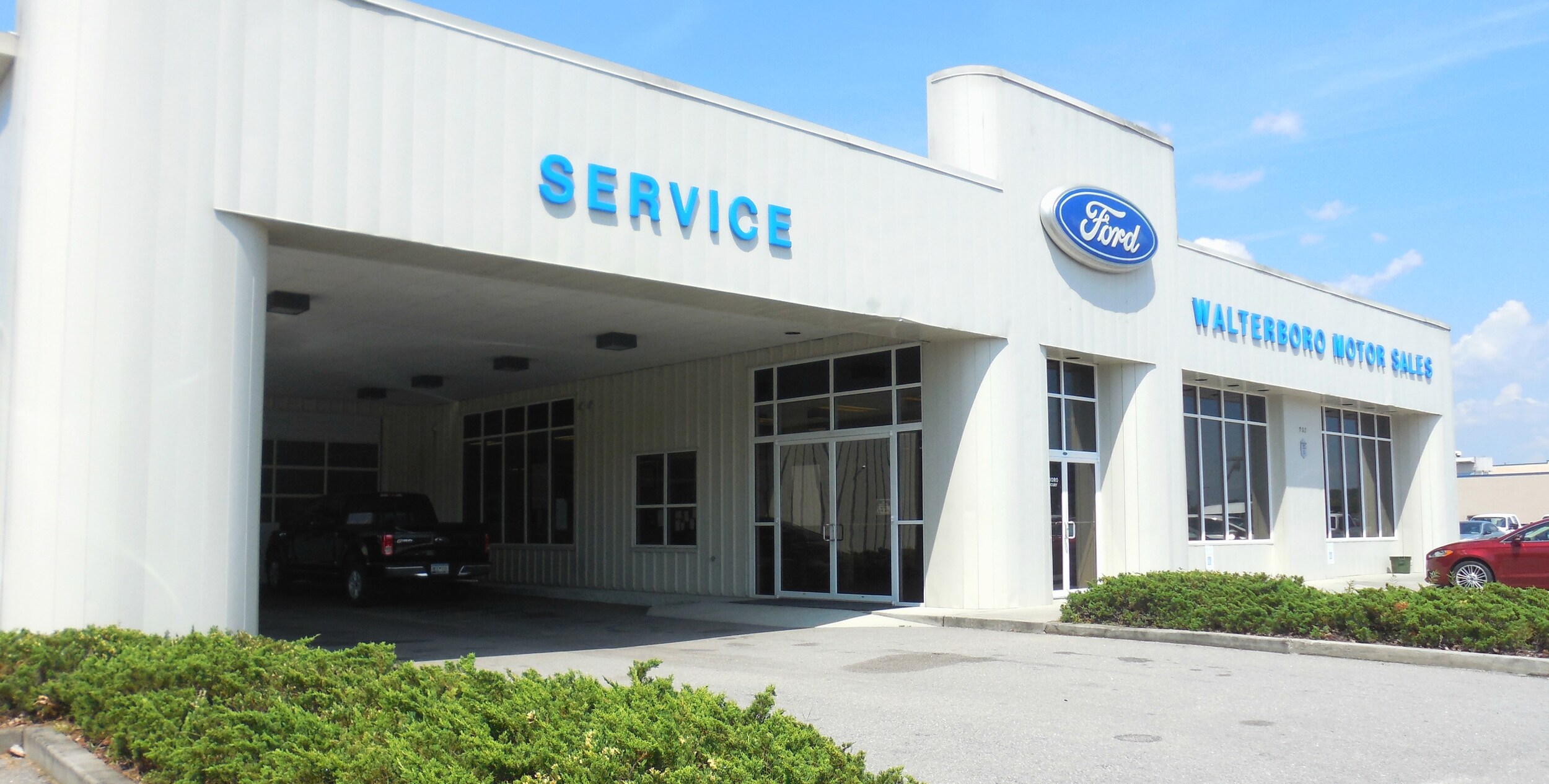 Walterboro Ford New Ford dealership in Walterboro, SC 29488