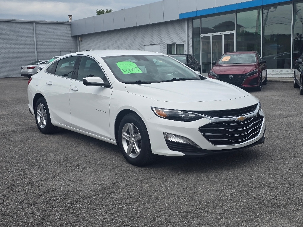 Used 2024 Chevrolet Malibu 1LT Car