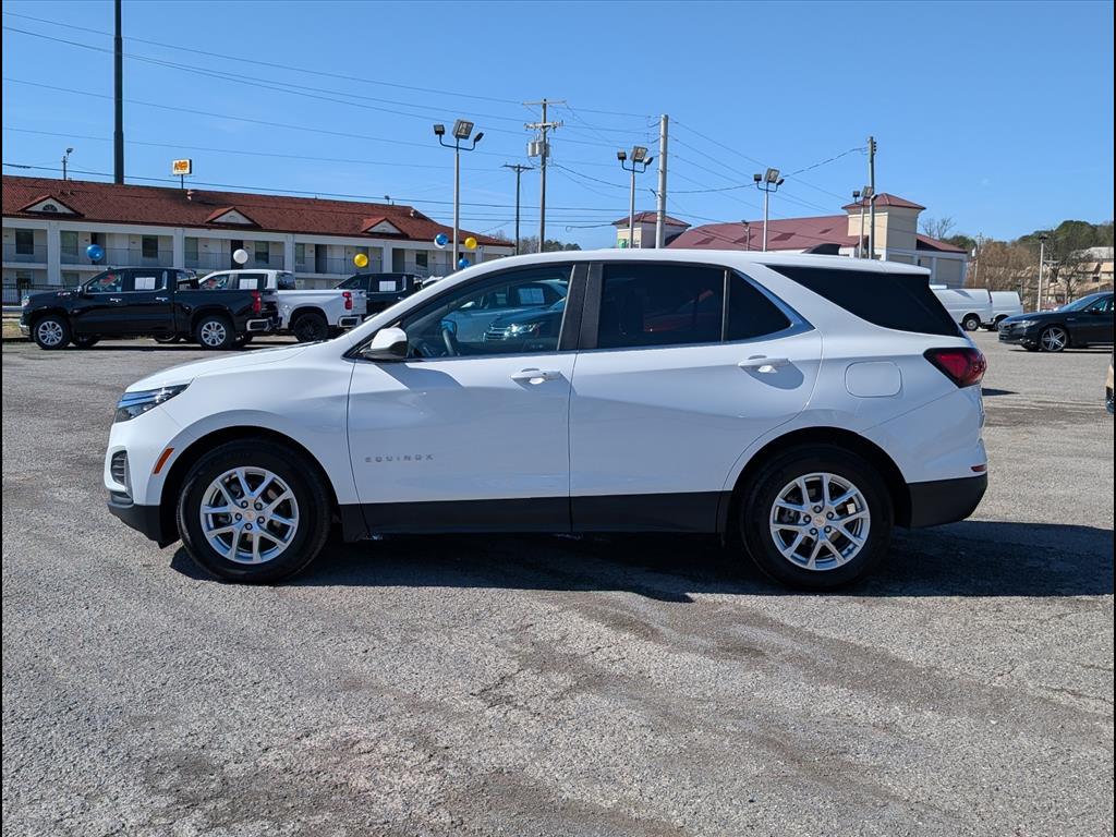 2024 Chevrolet Equinox LT - Photo 3
