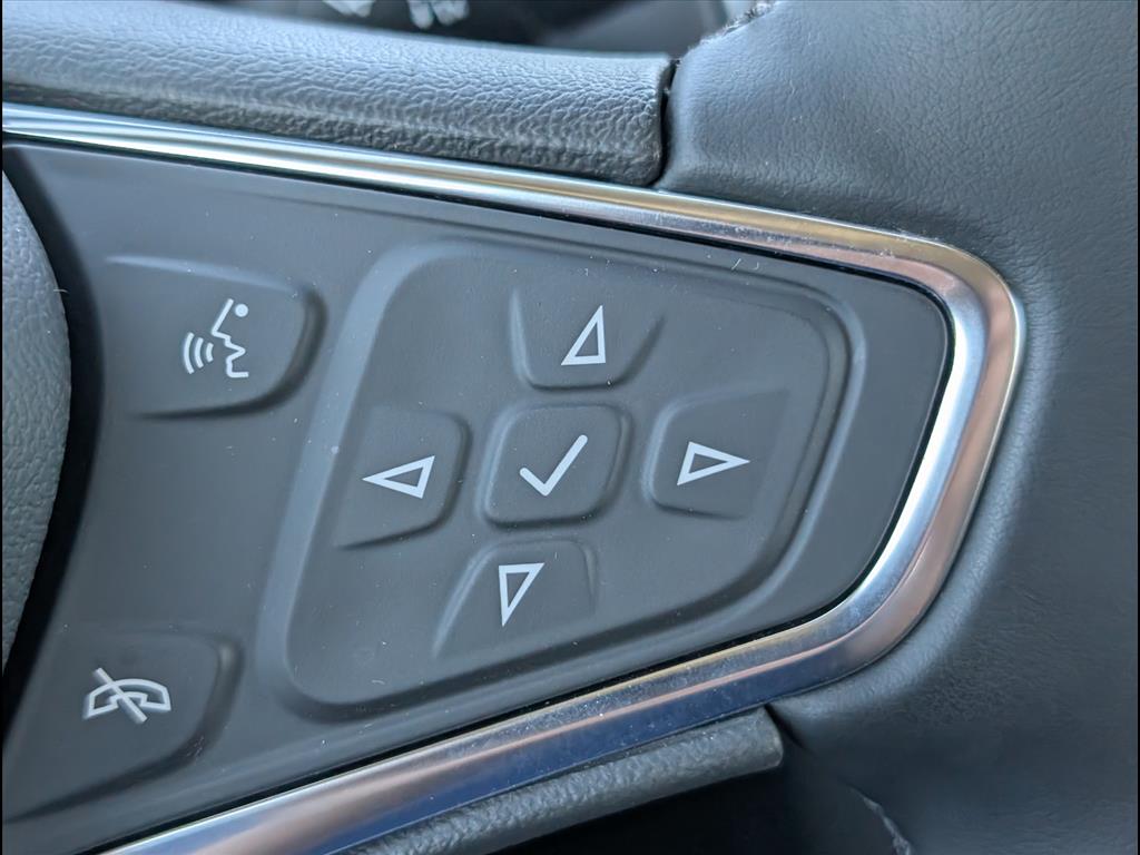 2024 Chevrolet Equinox LT - Photo 12