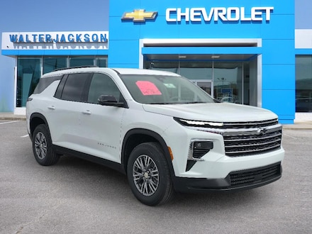 2025 Chevrolet Traverse LT SUV