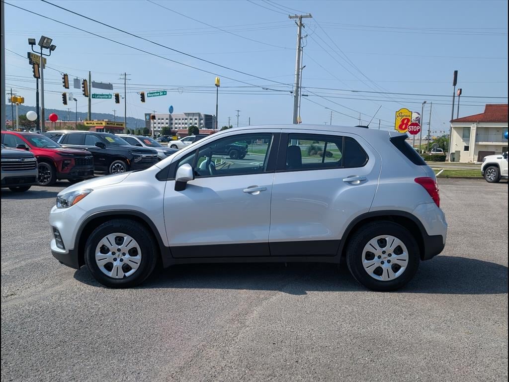 Used 2018 Chevrolet Trax LS SUV