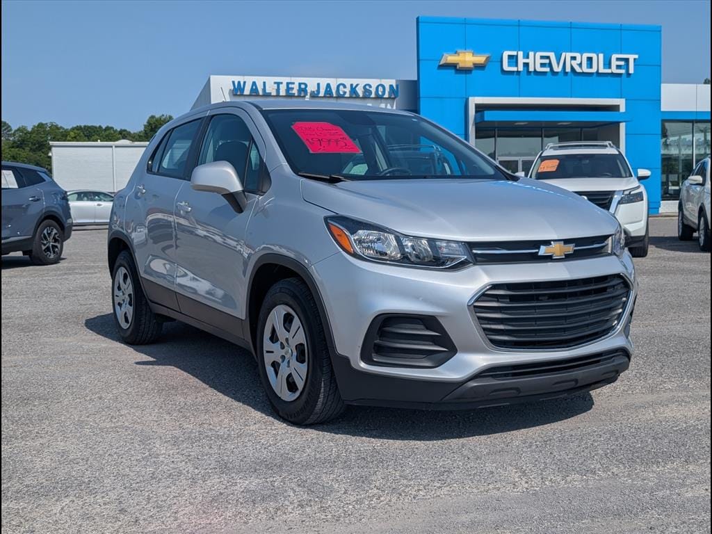 Used 2018 Chevrolet Trax LS SUV
