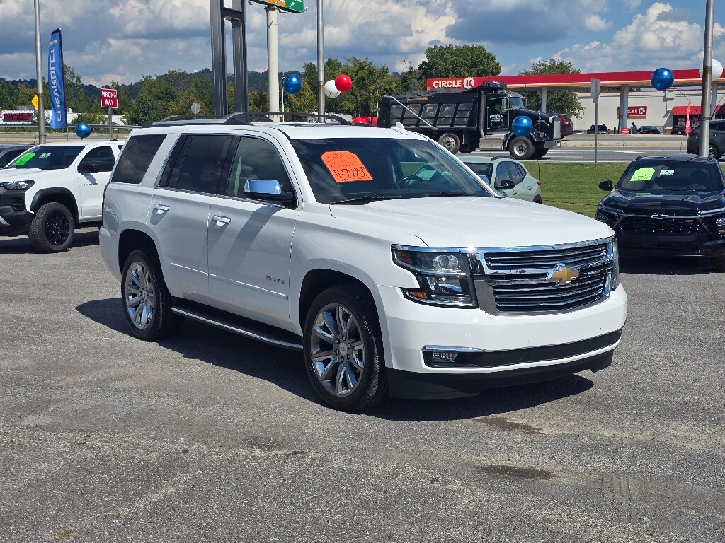 2019 Chevrolet Tahoe Premier photo 2