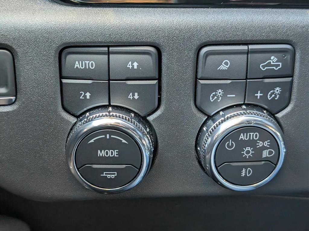2025 GMC Sierra 1500 Elevation - Photo 10