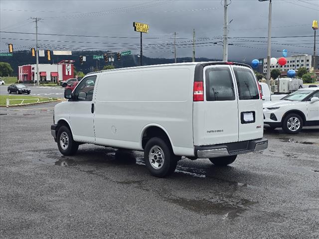 2023 Gmc Savana Cargo 2500 photo 2