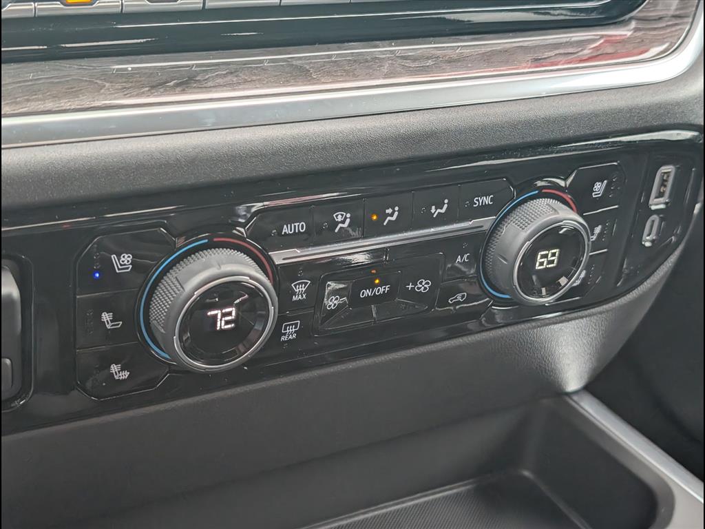 2025 Chevrolet Silverado 1500 LTZ - Photo 21