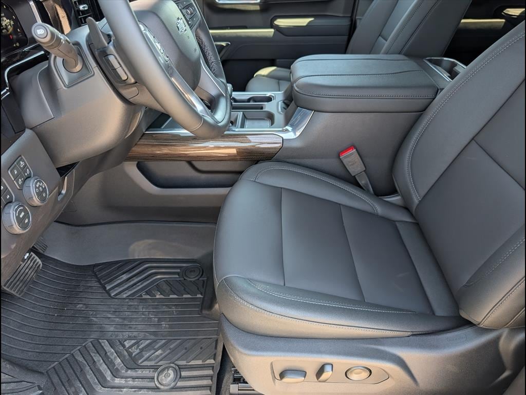 2026 Chevrolet Silverado 1500 LT Trail Boss - Photo 6