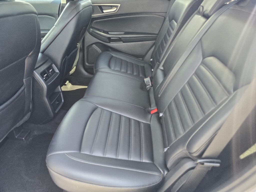 2024 Ford Edge SEL - Photo 12