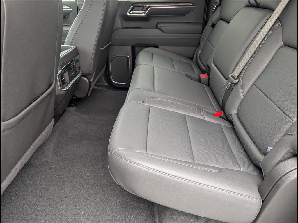 2025 Chevrolet Silverado 1500 LTZ - Photo 8