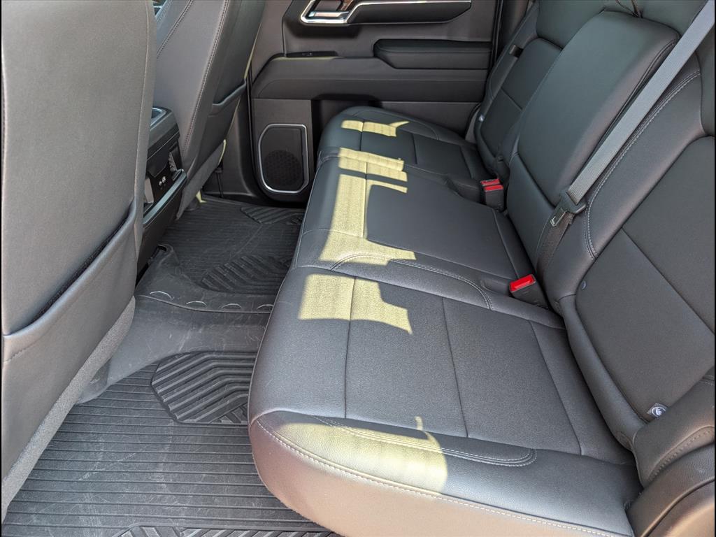 2024 Chevrolet Silverado 1500 RST - Photo 7