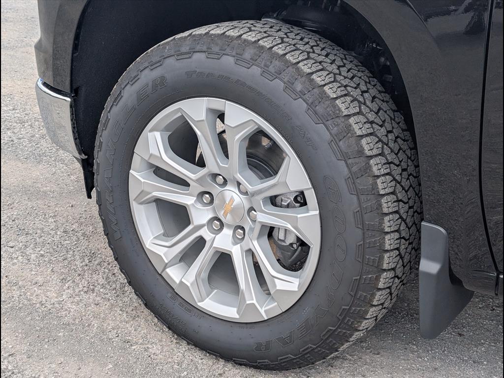 2025 Chevrolet Silverado 1500 LTZ - Photo 24