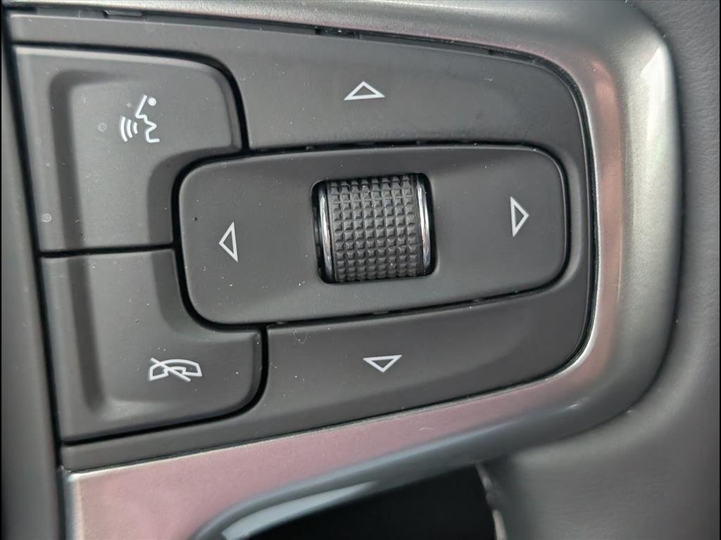 2025 Chevrolet Silverado 1500 LTZ - Photo 12