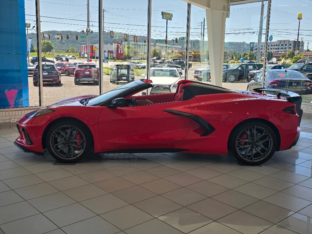 2026 Chevrolet Corvette Stingray 3LT photo 3