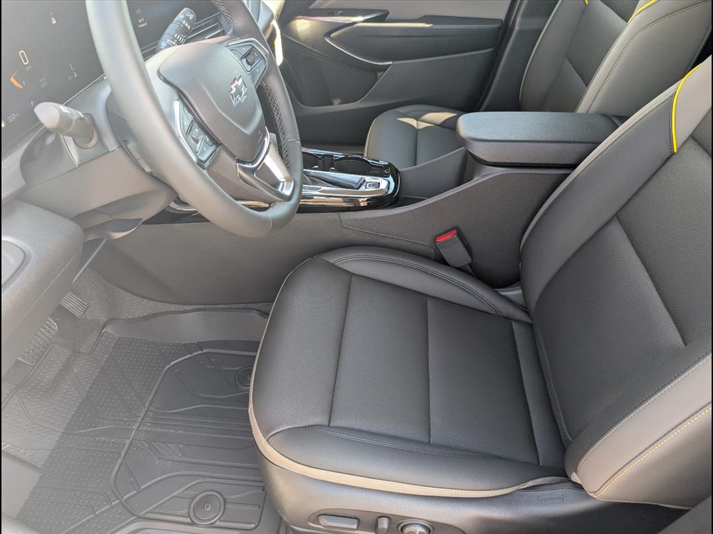 2026 Chevrolet Trax Activ - Photo 6