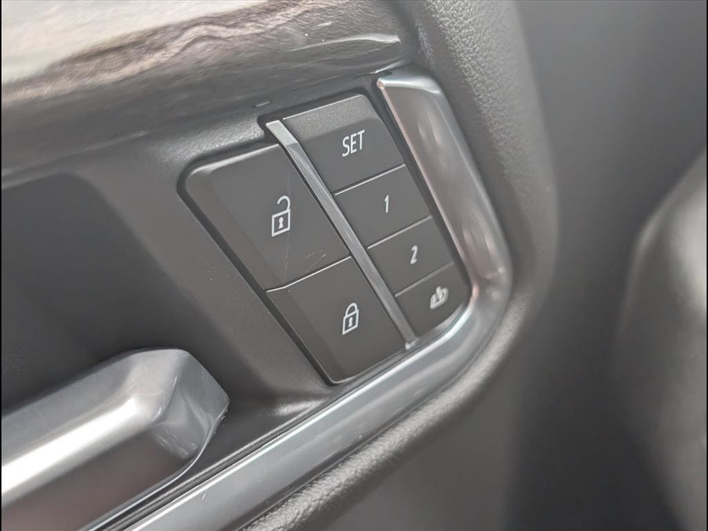 2026 Chevrolet Silverado 1500 LTZ - Photo 9