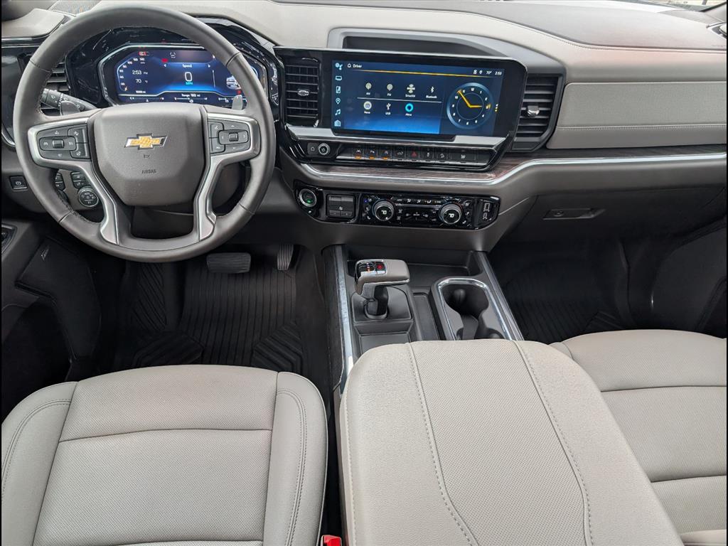 2025 Chevrolet Silverado 1500 LTZ - Photo 6