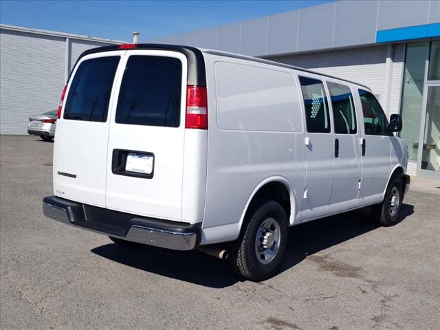 2022 Chevrolet Express Cargo 2500 photo 4