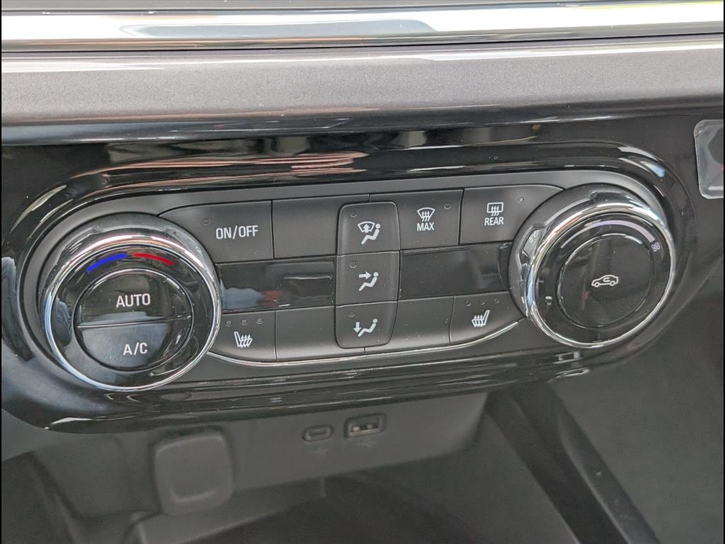 2026 Chevrolet Trax Activ - Photo 14