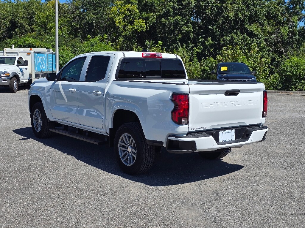 2026 Chevrolet Colorado LT photo 4