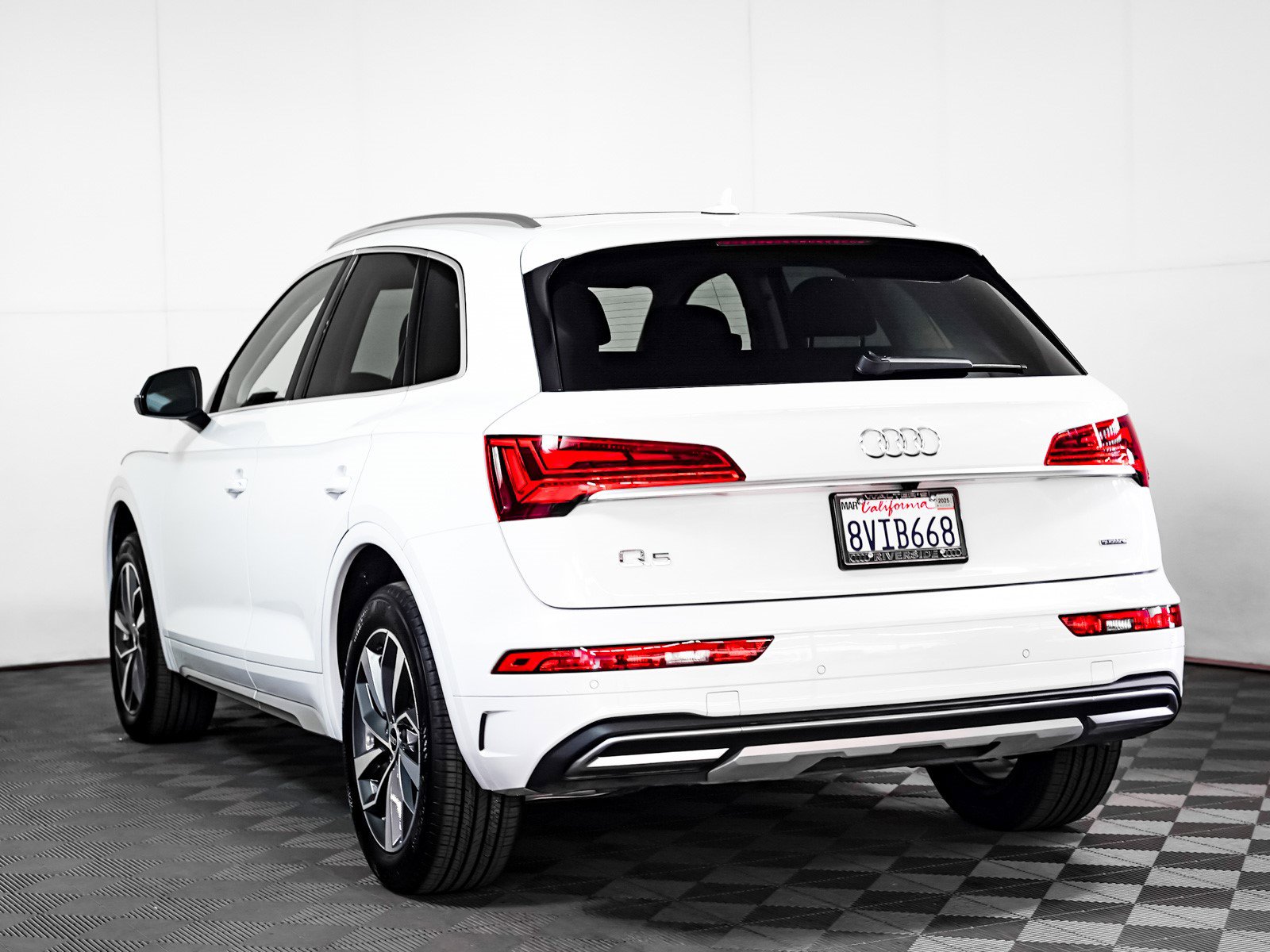 Used 2021 Audi Q5 Premium with VIN WA1AAAFY1M2031573 for sale in Riverside, CA