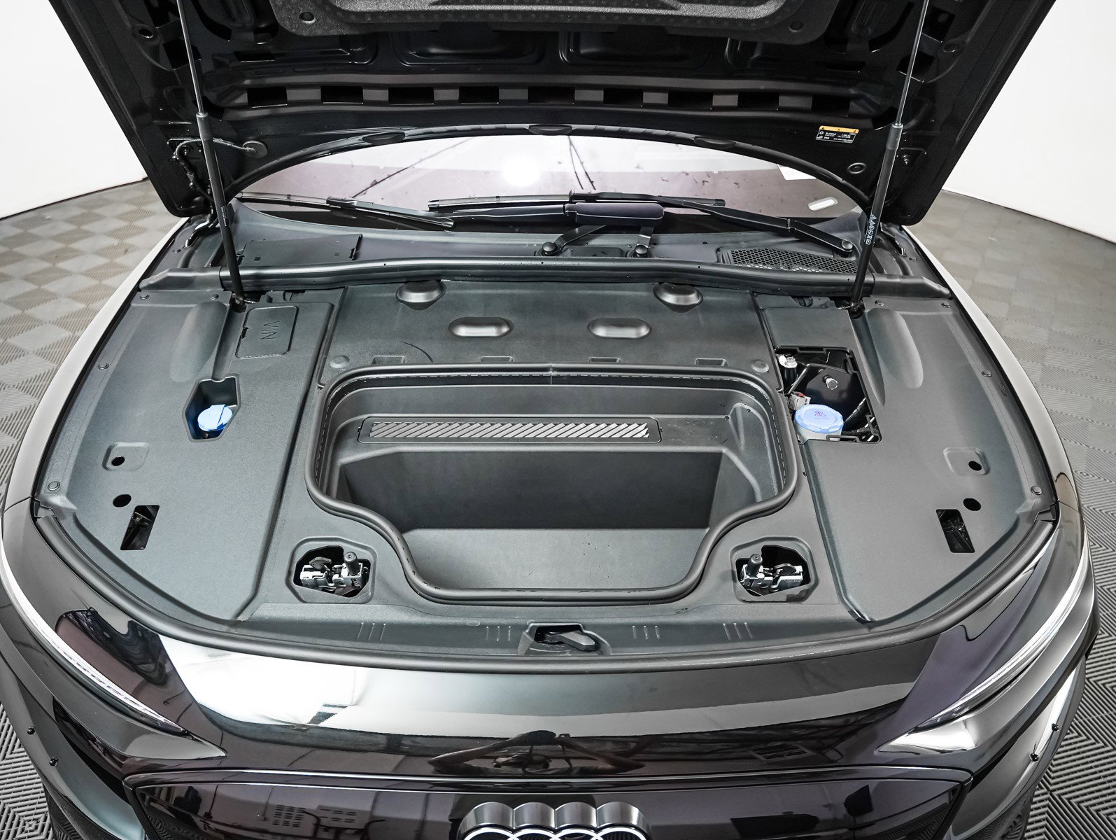 2025 Audi A6 Premium Plus photo 3