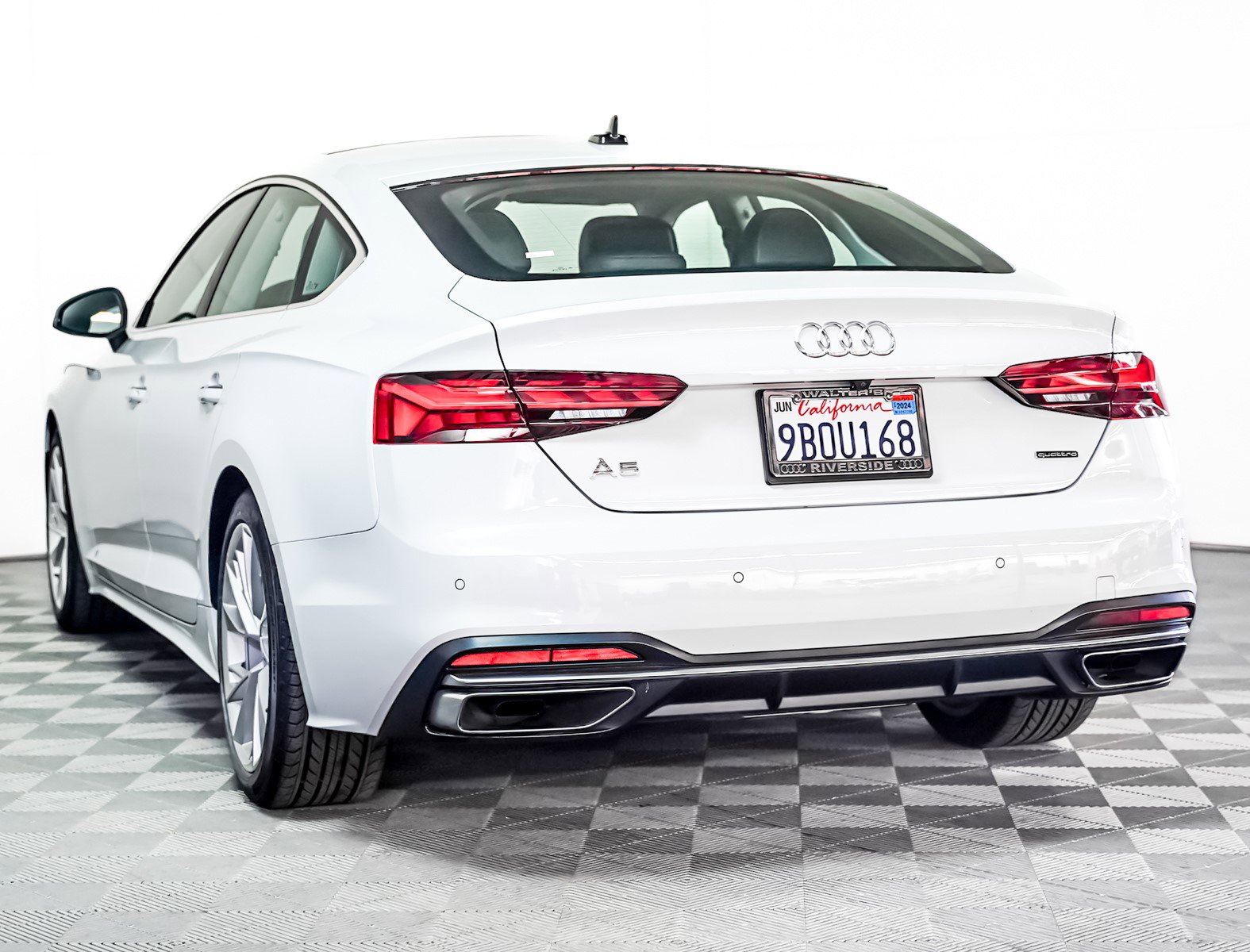 2022 Audi A5 Quattro Premium photo 2