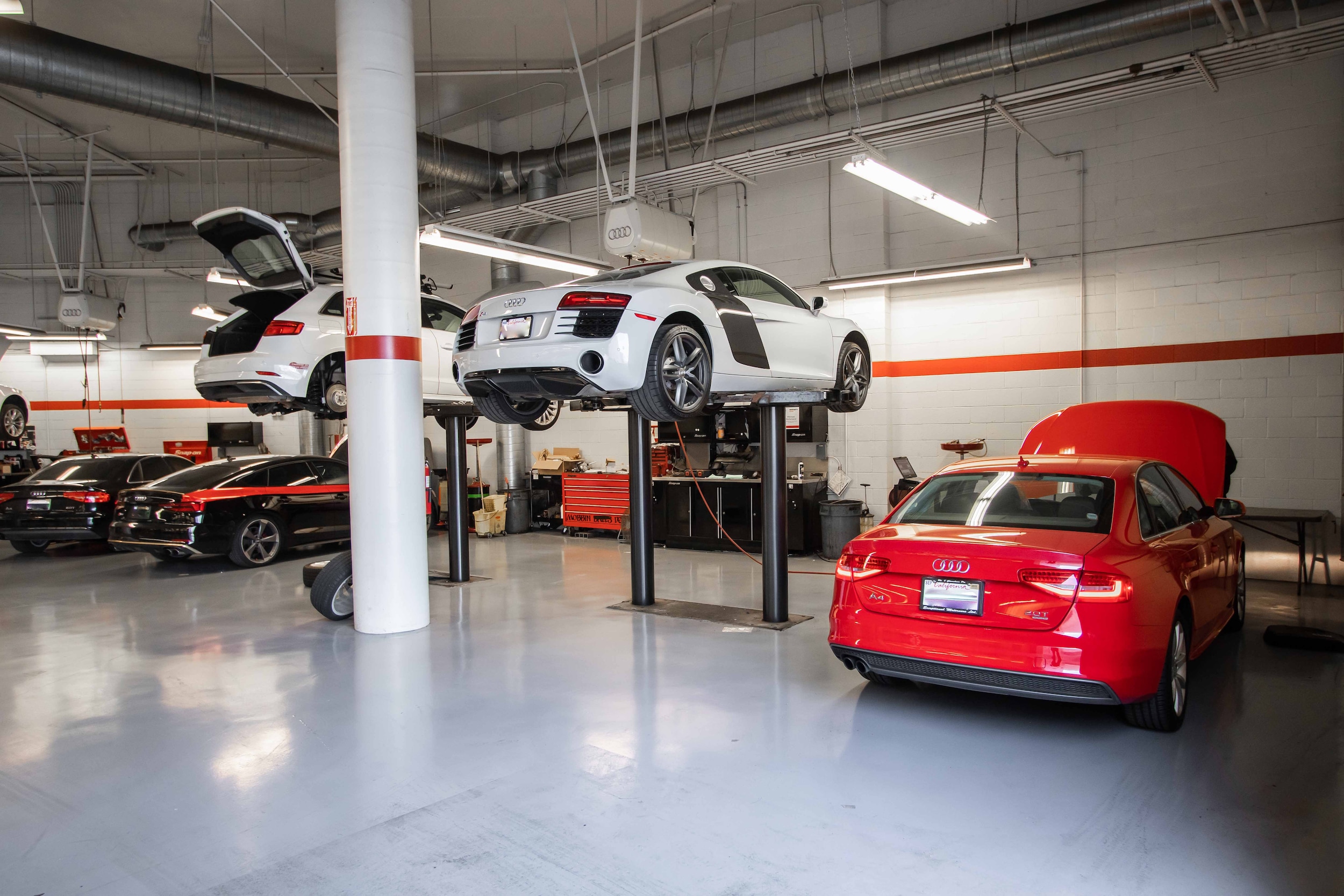 Audi Ontario Service Center Bay