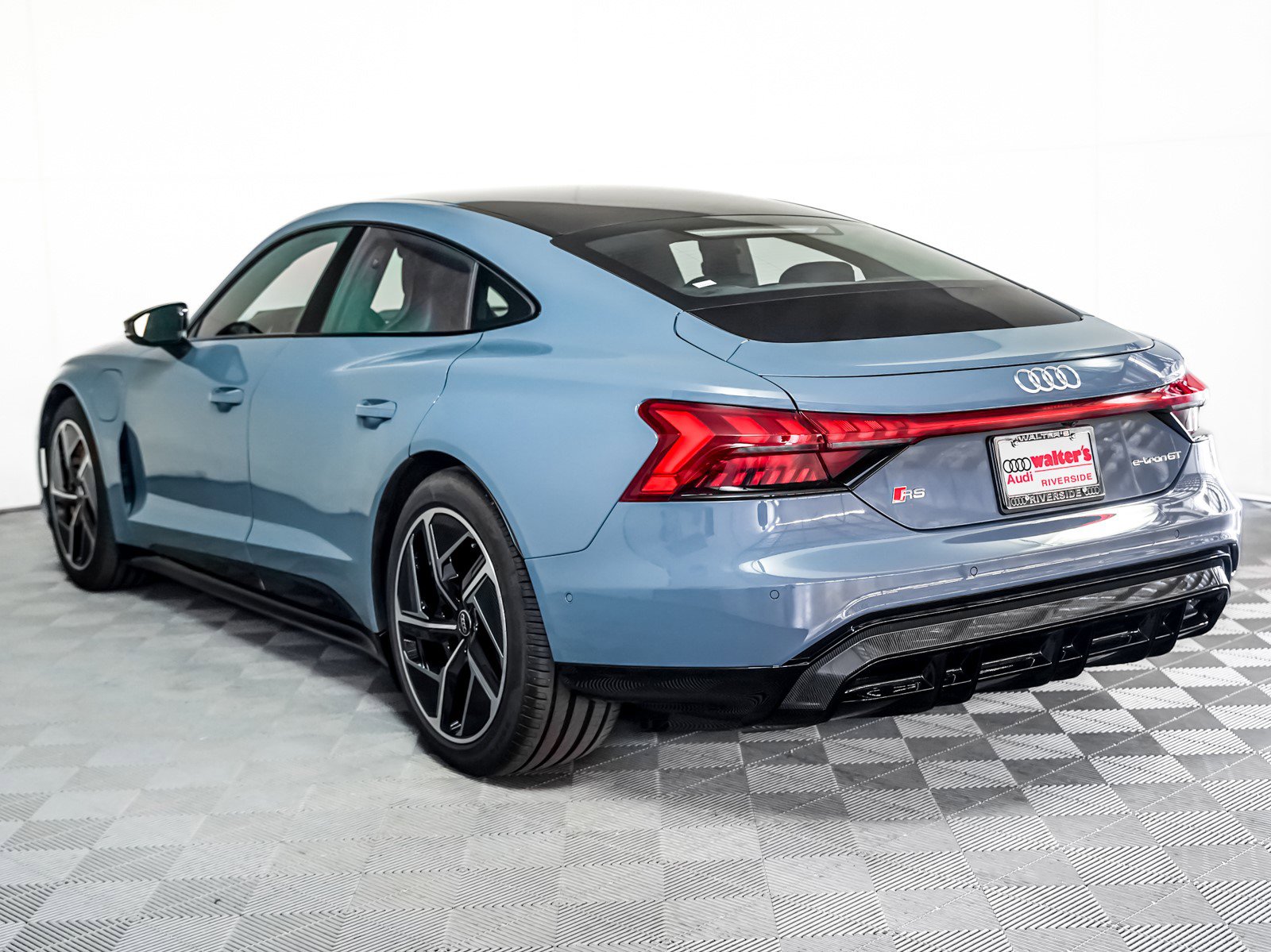 Used 2024 Audi RS e-tron GT Base with VIN WAUAHBFW3R7900316 for sale in Riverside, CA