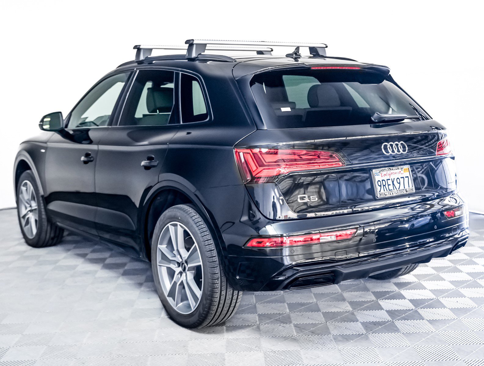 2025 Audi Q5 S line Premium photo 2