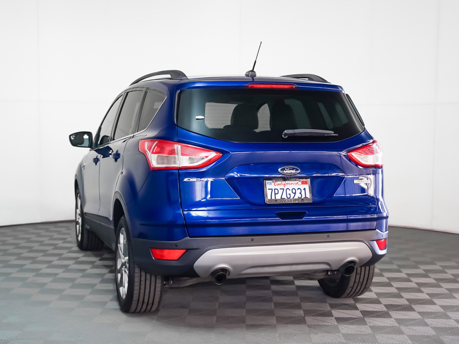 2016 Ford Escape SE photo 2