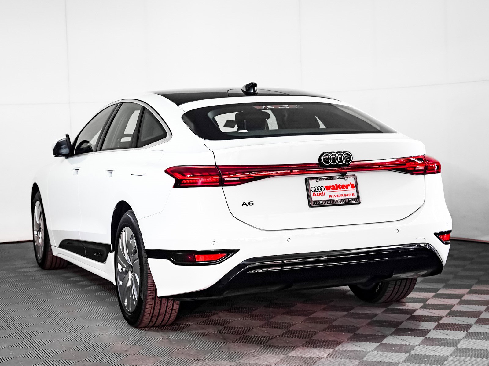 2025 Audi A6 Premium Plus photo 3