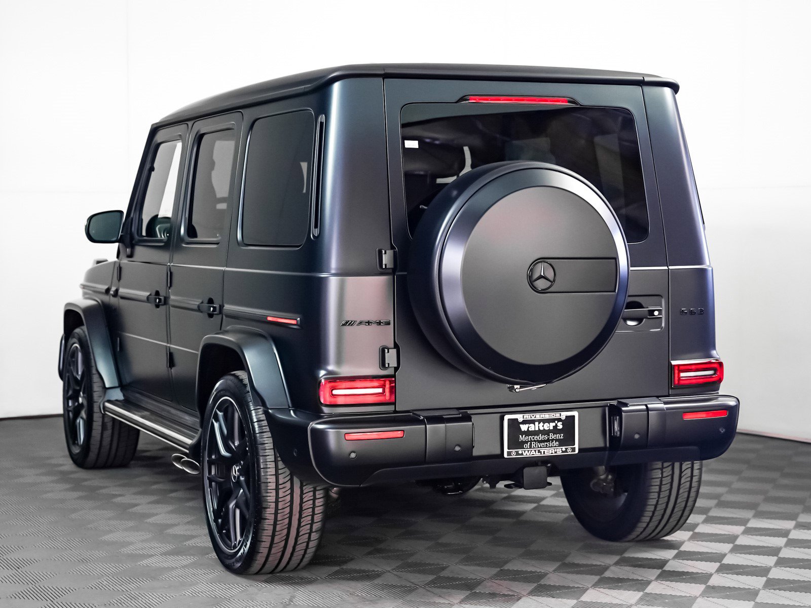 2024 Mercedes Benz G AMG 63 photo 2