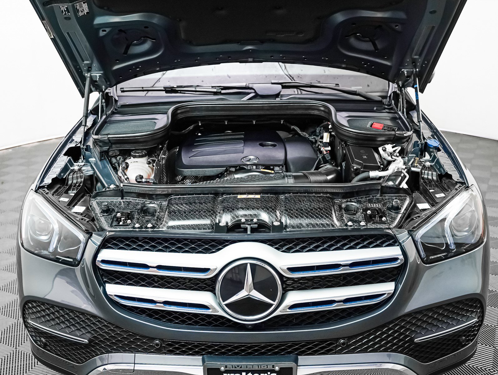 2022 Mercedes Benz GLE 350 photo 3