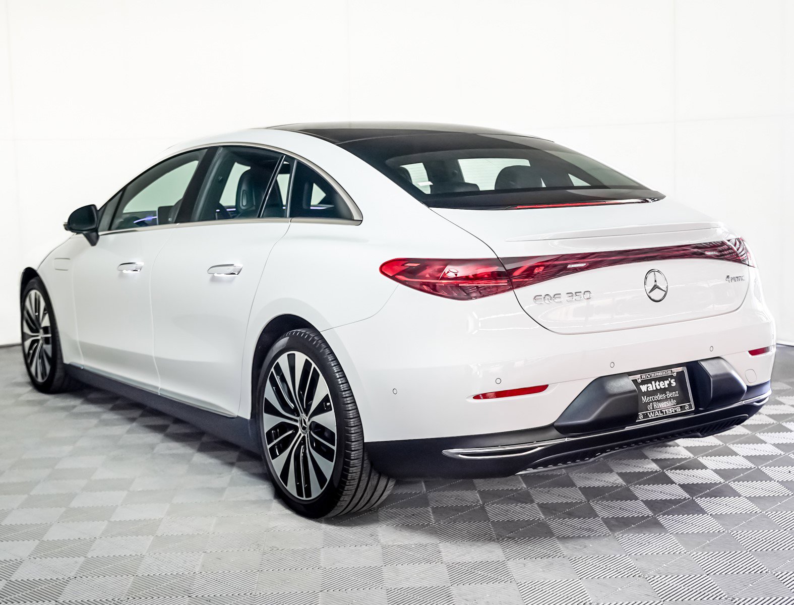 2023 Mercedes Benz 350 4MATIC photo 2