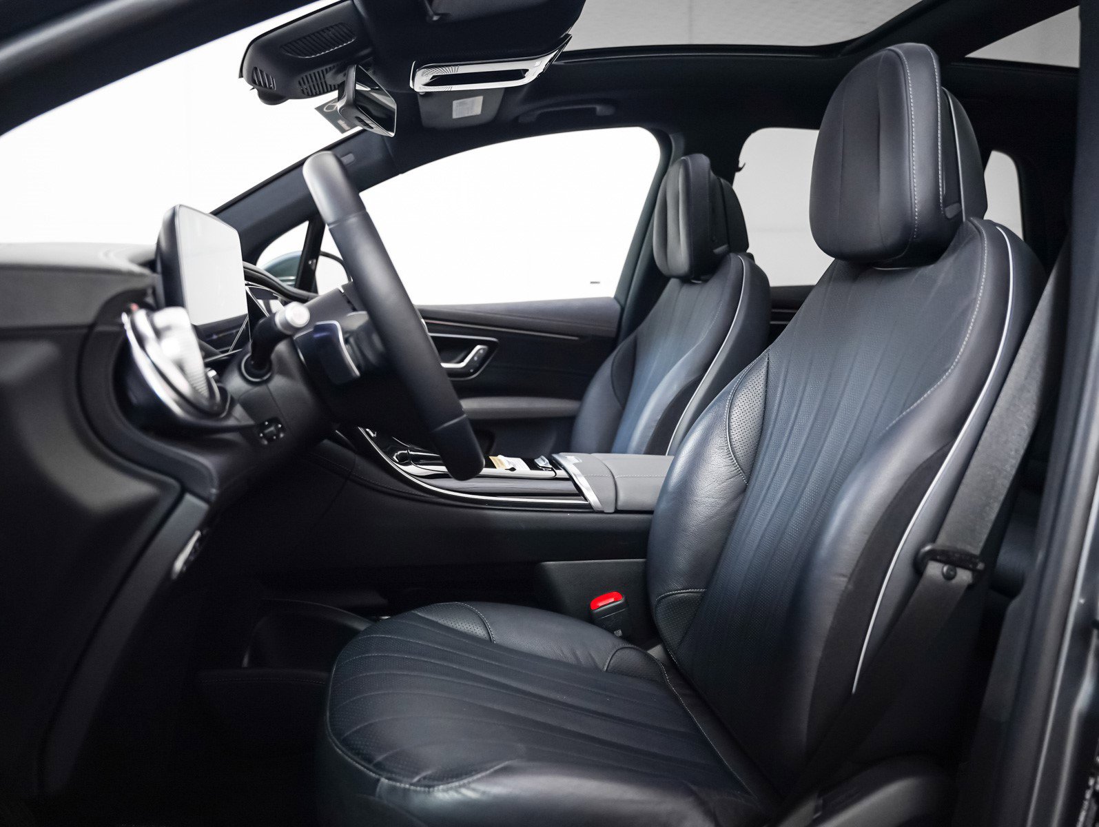 2023 Mercedes Benz EQS SUV 450 4MATIC photo 4
