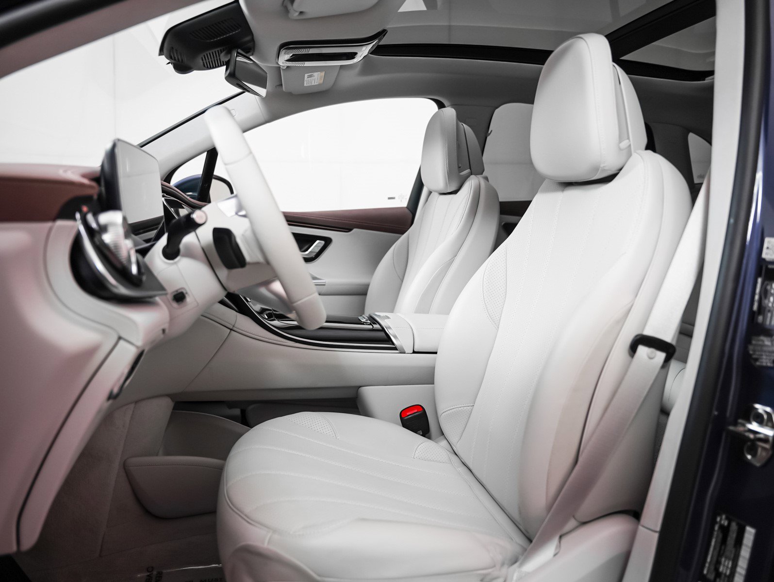 2023 Mercedes Benz 350 4MATIC photo 4