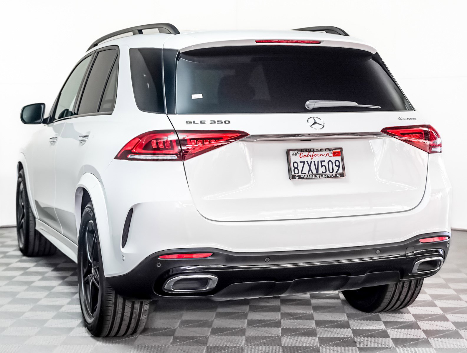 2022 Mercedes Benz GLE 350 4MATIC photo 2